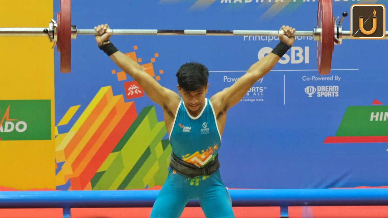 Usthadian Academy / Tamil Nadu player Dhanush won the gold medal in Kelo India weightlifting